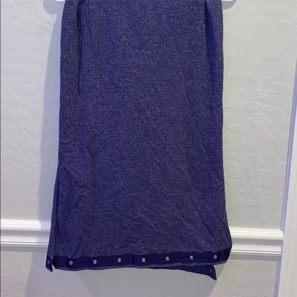 Ivivva infinity scarf.